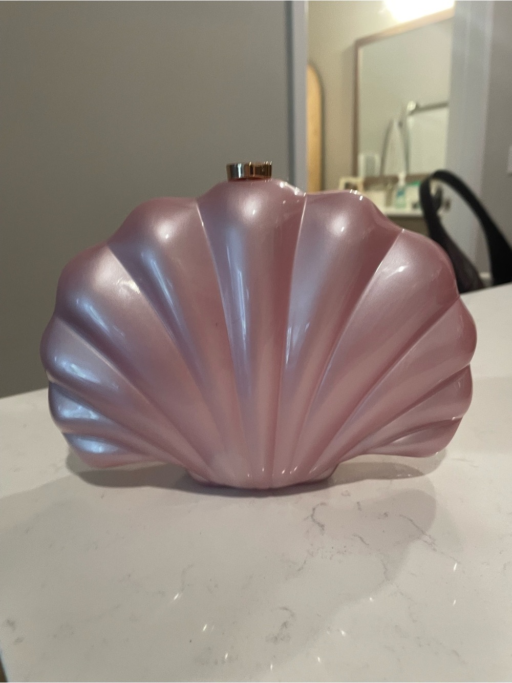 Pink Shell Crossbody Purse - Picture 2 of 3